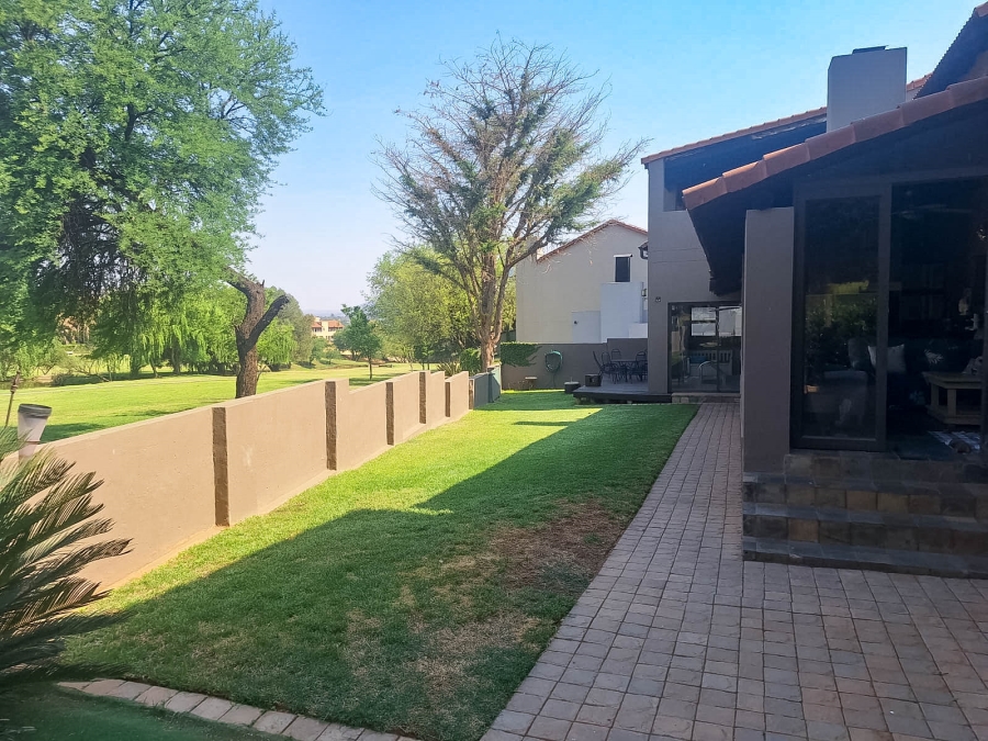 6 Bedroom Property for Sale in Magalies Golf Estate North West